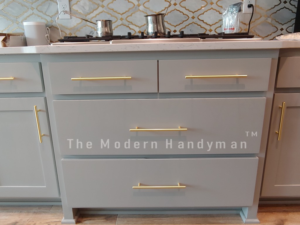 Cabinet Hardware Installation in Northeast San Antonio